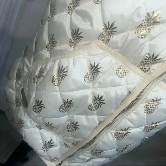 Simply southern pineapple womens vest sz med - Picture 2 of 7